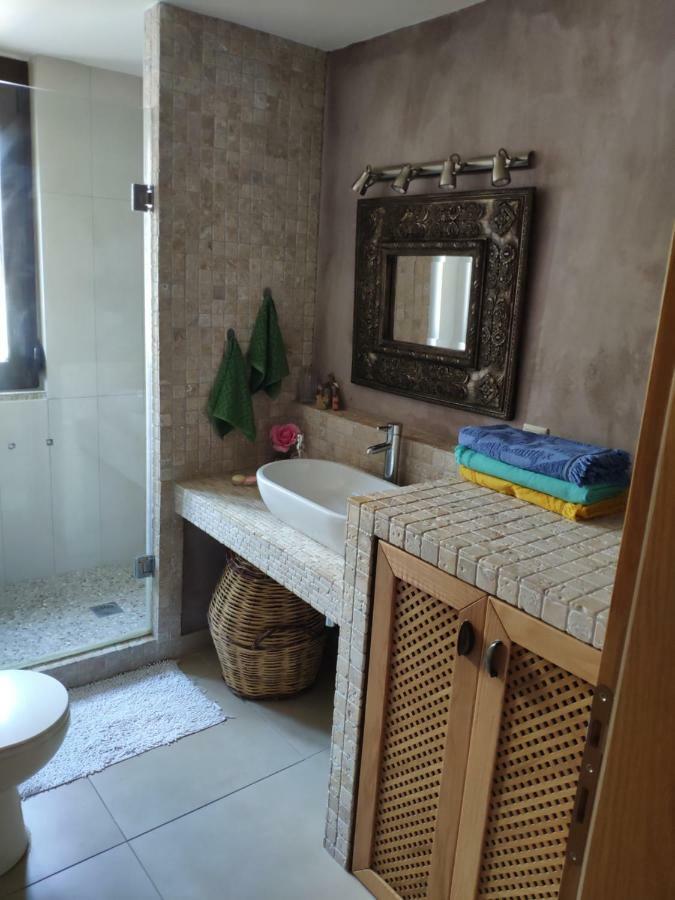 Olive Tree Cottage 2 เนอาเปรามอส ภายนอก รูปภาพ